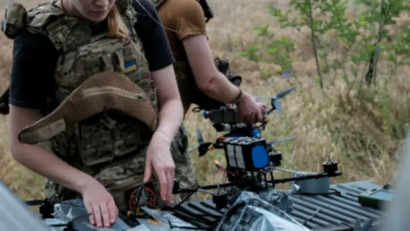 Ukraine teste un drone hybride fibre-radio pour contrer les pénuries de câbles