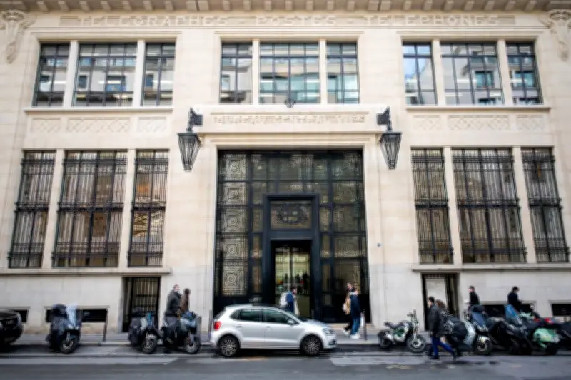 Un attentat déjoué à Paris près de la Bank of America, la menace terroriste persistante