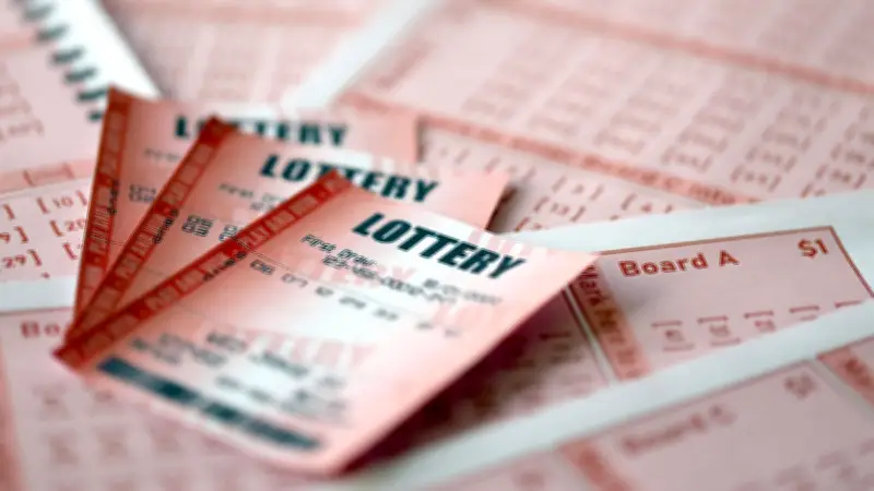 Un caissier tente de voler 1,5 million d'euros en mentant sur un ticket de loto gagnant