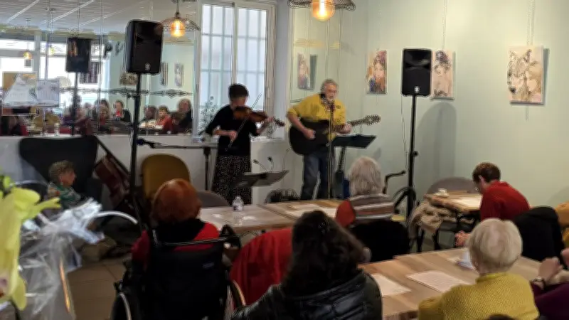 Un concert poignant pour les droits des femmes illumine La Grand-Combe