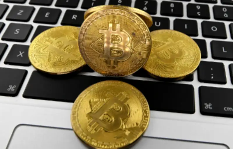Un couple séquestré au Chesnay et forcé à virer 900.000 euros en bitcoins