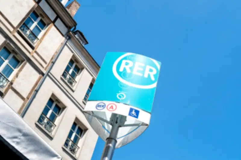 Un détenu s'évade lors d'une sortie culturelle au musée du Louvre à Paris