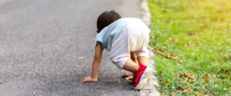 Un enfant de 2 ans s'échappe d'une crèche et erre seul sur une route à Feignies