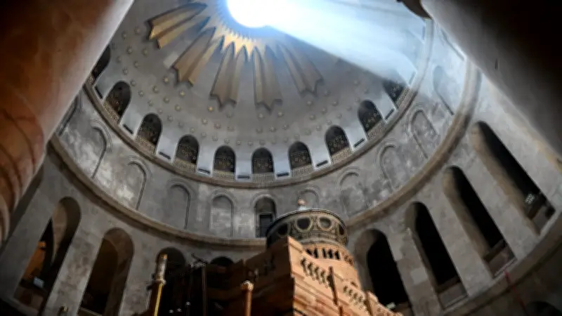 Un grave précédent religieux : la police israélienne bloque l'accès au Saint-Sépulcre pour la messe des Rameaux