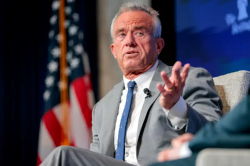 Un juge fédéral suspend la réforme vaccinale controversée de l'administration Trump