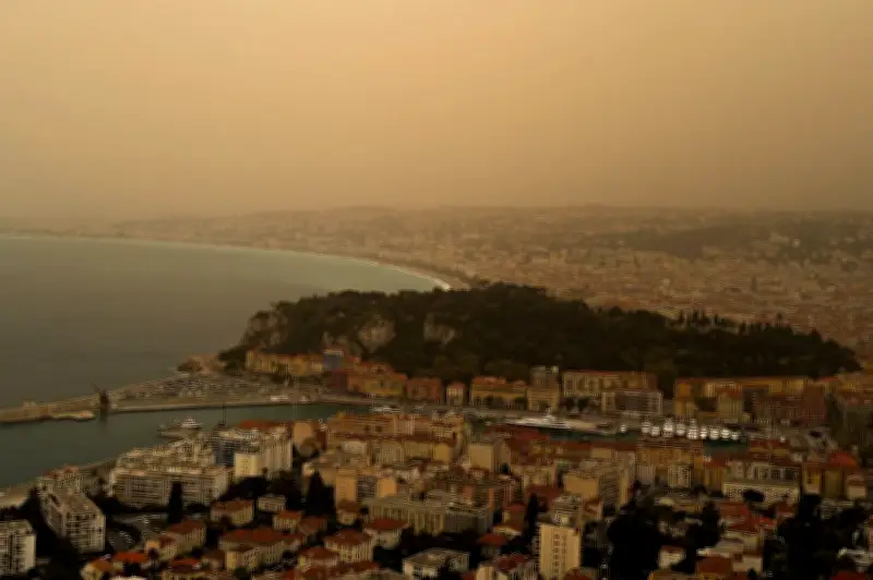 Un nuage de sable du Sahara survolera la France d'ici jeudi, alerte aux particules fines