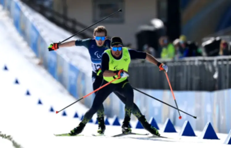 Un para-biathlète ukrainien révèle s'être entraîné avec ChatGPT pour les Jeux paralympiques