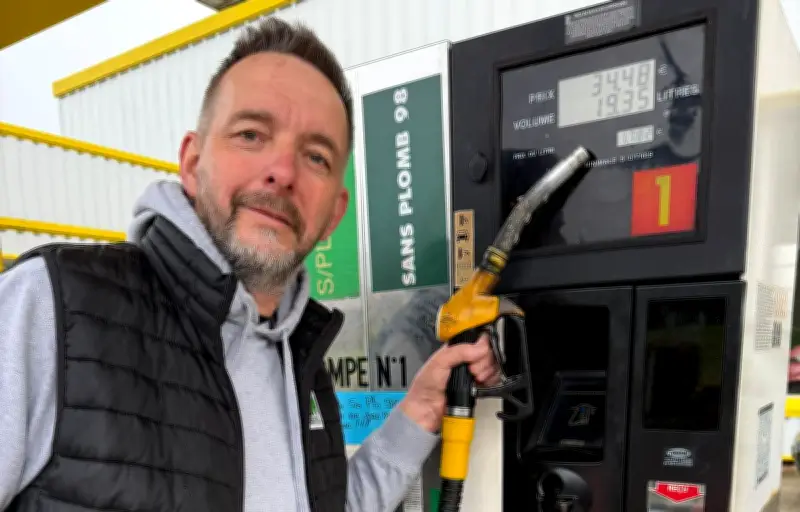 Un pompiste aveyronnais résiste à la flambée des prix du carburant