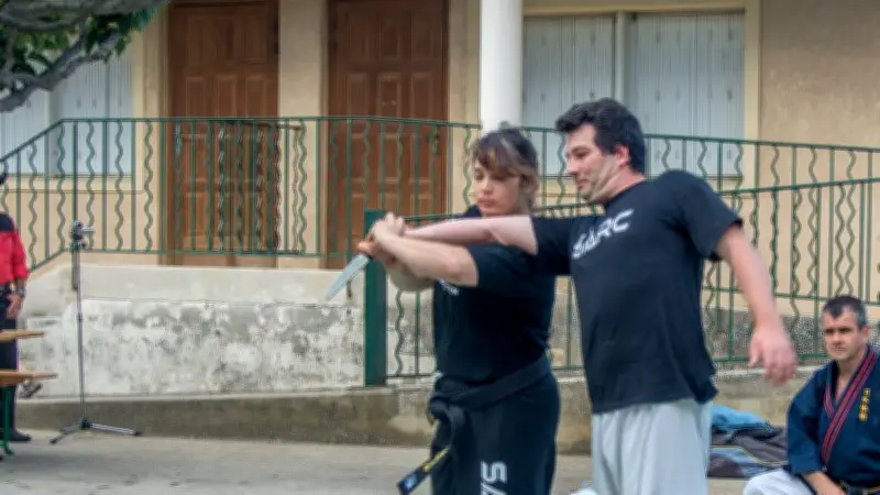 Un stage d'auto-défense féminine pour apprendre à réagir face au danger