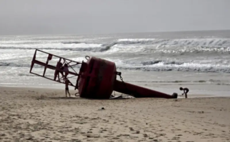 Une bouée canadienne s'échoue au Porge après une traversée de l'Atlantique