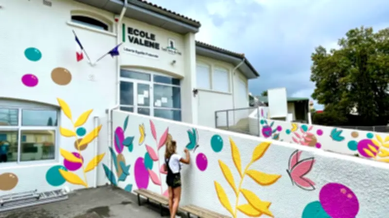 Une fresque colorée illumine l'école Valène à Saint-Gély-du-Fesc