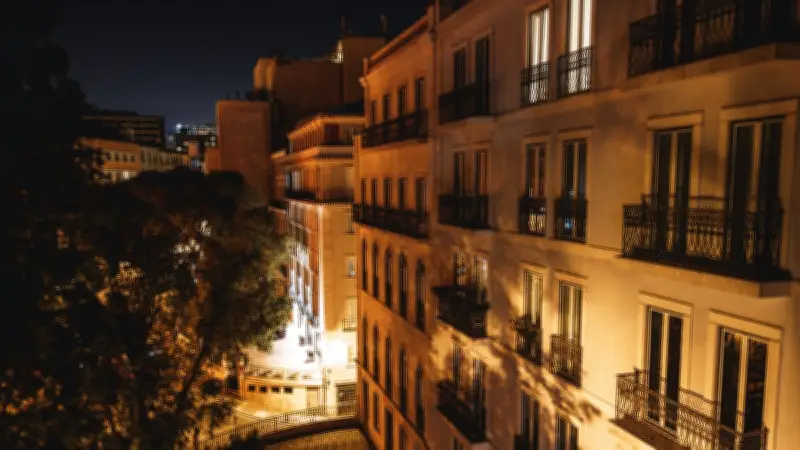 Une fuite d'ammoniaque mystérieuse évacue un immeuble à Valence en pleine nuit