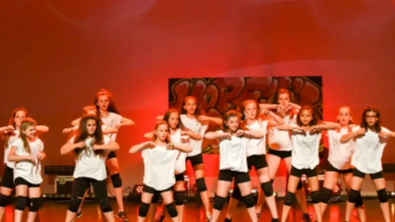 Une Zumba Party Géante à Colombiers pour Financer le Voyage Scolaire