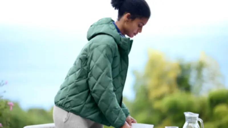 UNIQLO lance la collection PUFFERTECH : 4 manteaux pour affronter la fin de l'hiver