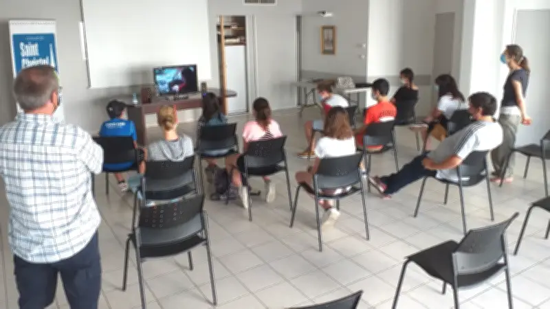 Vacances citoyennes : des jeunes tournent un film sur l'engagement à Saint-Christol-lez-Alès