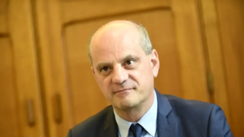 Vaccination des moins de 12 ans : Jean-Michel Blanquer affirme que ce n'est 'pas d'actualité'