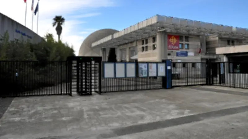 Vague de froid dans l'Hérault : un lycée de Montpellier fermé faute de chauffage, le personnel dénonce des pannes chroniques