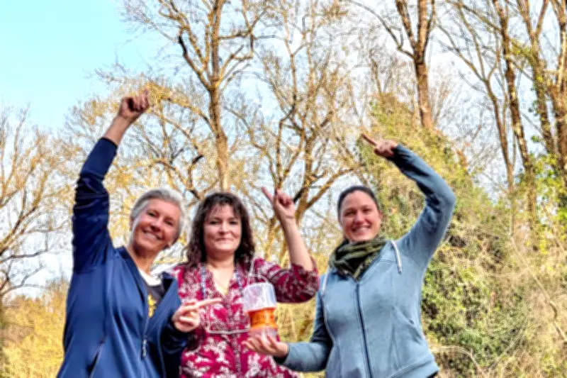 Valbonne : des apicultrices en guerre contre le frelon à pattes jaunes pour sauver les abeilles