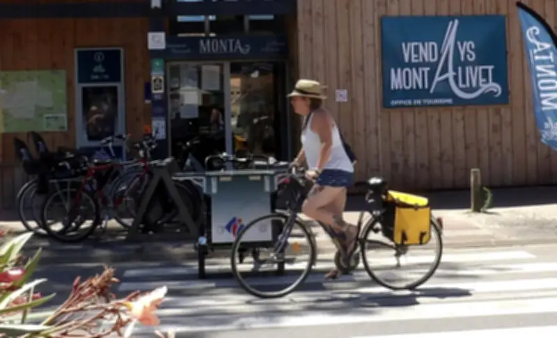 Vendays-Montalivet accélère son virage vert avec dix labels Accueil Vélo et une nouvelle station