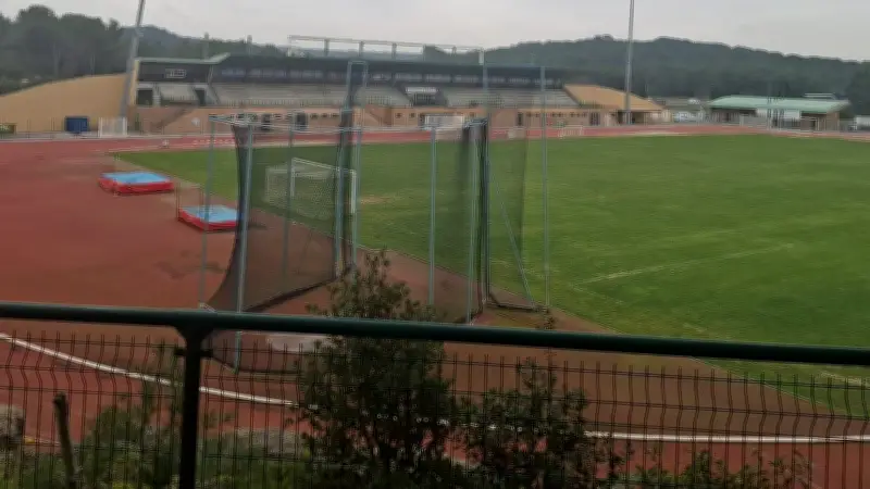 Vergèze rénove complètement la piste du stade Stéphane-Diagana pour 2026