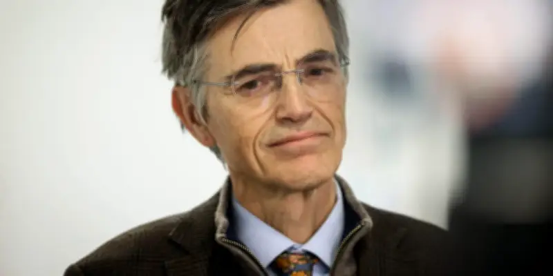 Versailles : le marché Notre-Dame, théâtre des batailles électorales de la droite