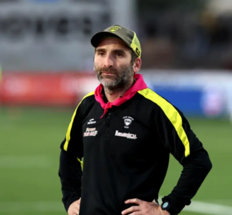 Victoire cruciale du Stade Montois à Carcassonne : les joueurs et coach réagissent