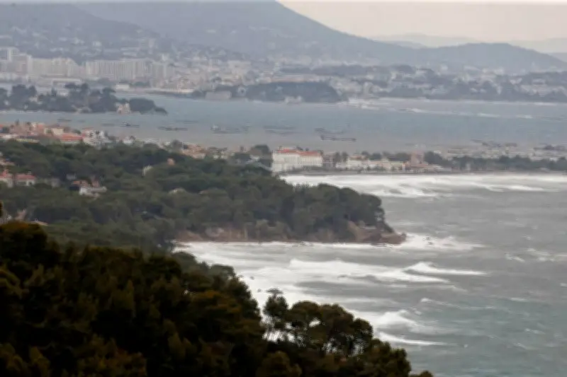 Vigilance jaune vent violent dans le Var : rafales jusqu'à 100 km/h attendues