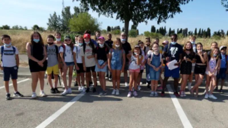 Vingt-quatre jeunes de Redessan partent en séjour vacances à Millau pour une semaine