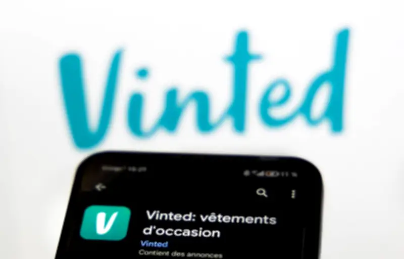 Vinted ciblée par une arnaque au remboursement utilisant l'intelligence artificielle générative