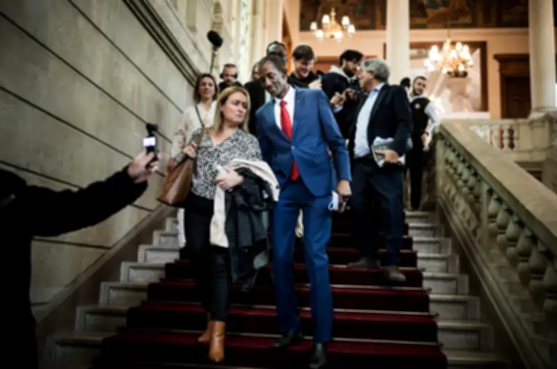 Violences contre les élus : le double standard raciste de la bollosphere dénoncé