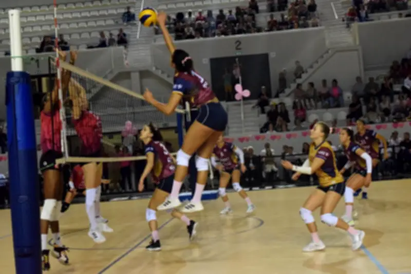 Volley : l'entraîneur de Saint-Dié suspendu après des accusations de propos sexistes