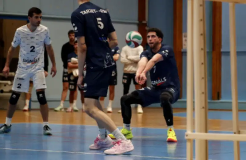 Volley N3 : La Rochelle s'incline au tie-break, Saintes domine Rezé