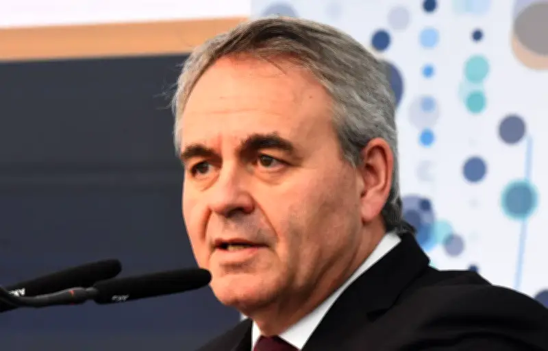 Xavier Bertrand s'engage pour une liste unique contre LFI à Roubaix