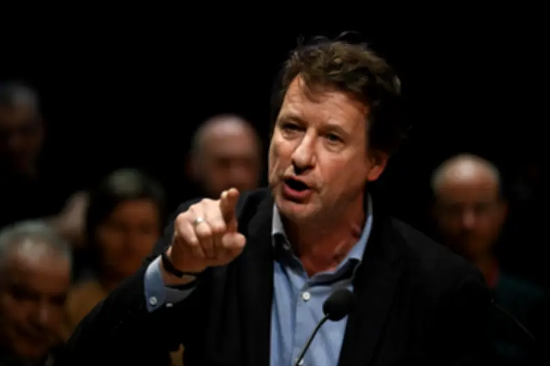 Yannick Jadot critique la ligne des Écologistes et appelle à un changement radical