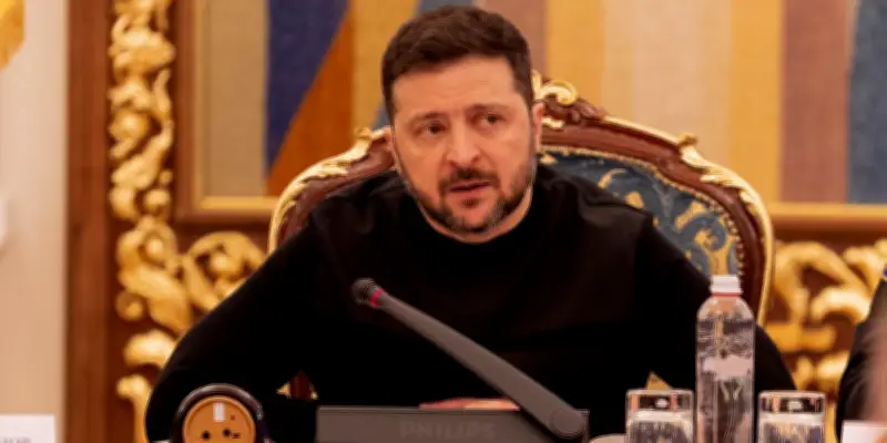 Zelensky déplore le ralentissement des négociations de paix dans le contexte international