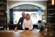 Agen : Valérie et Yannick reprennent le Café de la Place pour perpétuer l'esprit du bistrot de quartier