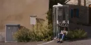 Allô la France : la mythologie oubliée des cabines téléphoniques