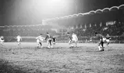 Bordeaux 1963 : La Première Nocturne Historique du Stade Municipal