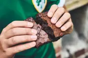 Brownie chocolat-Guinness : la recette gourmande pour célébrer la Saint-Patrick