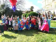 Carnaval à Lamothe-Montravel : les enfants enchantent les résidents de l'Ehpad