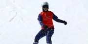 Cécile Hernandez, la doyenne des Bleus, décroche l'or en snowboardcross à Milan-Cortina