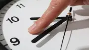 Changement d'heure d'été 2026 : date, impacts santé et avenir de la mesure