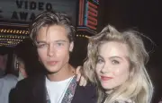 Christina Applegate révèle pourquoi Brad Pitt lui en a voulu pendant des années