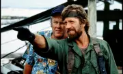 Chuck Norris, icône du cinéma d'action et des mèmes, s'éteint à 86 ans
