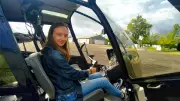 Clara Duboscq, 17 ans, devient la plus jeune pilote d'hélicoptère de France
