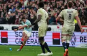 Controverse arbitrale après la défaite anglaise : le rugby, un sport où l'arbitre porte toujours le chapeau ?