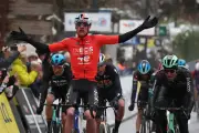 Dorian Godon s'impose au sprint sur une étape de Paris-Nice réduite à 47 km