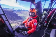Dragon 64 : l'hélicoptère de la sécurité civile au secours des montagnards en Béarn