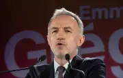 Emmanuel Grégoire (PS) élu maire de Paris, devançant largement Rachida Dati