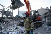 Guerre contre l'Iran, Macron modifie la dissuasion nucléaire, surpopulation carcérale : l'actu du 2 mars